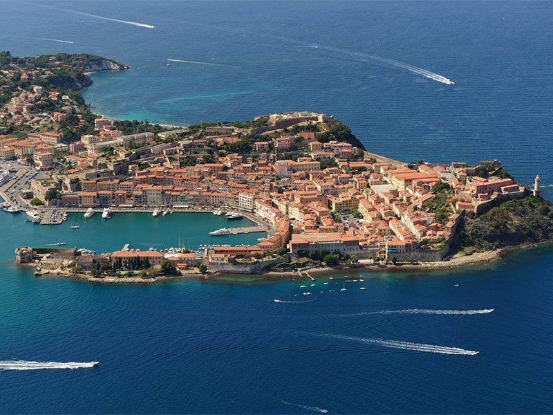 Noleggio-barche-yacht-catamarani-portoferraio-elba